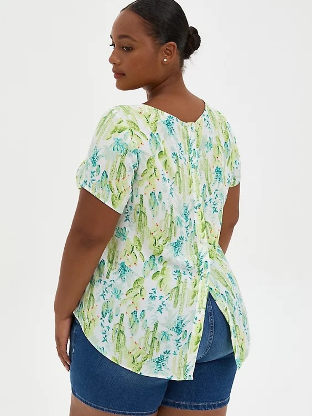 🌵ABBEY GEORGETTE BUTTON BACK CACTUS BLOUSE